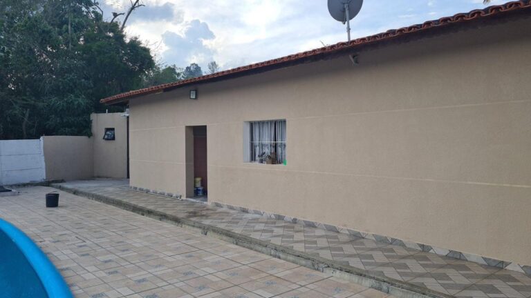 chacar-a-venda-no-lago-azul-com-piscina-3-dorms-1800m2-celia-nellus-2